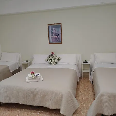 Maestra Giovanna Nocleg ze śniadaniem Pompeja