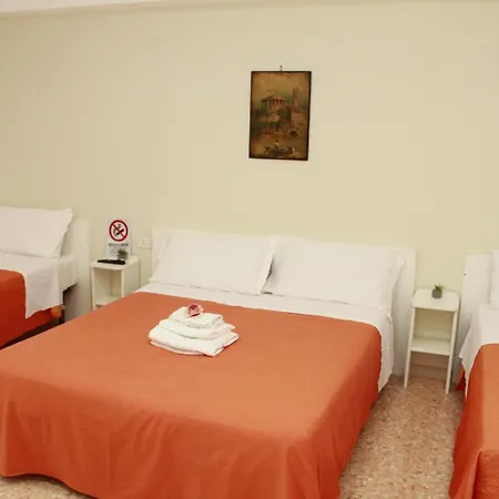 Maestra Giovanna Oda ve Kahvaltı *